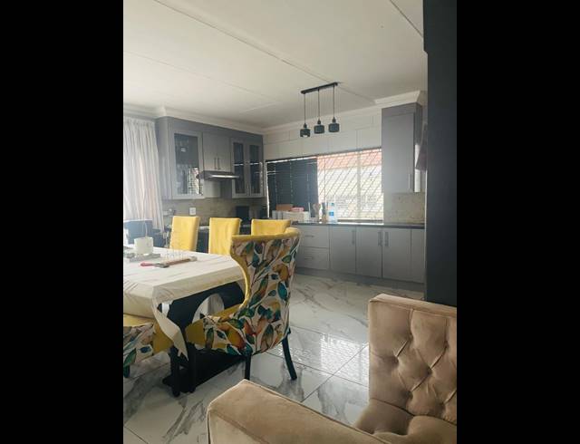 3 BEDROOM HOUSE TO LET IN TASBET PARK